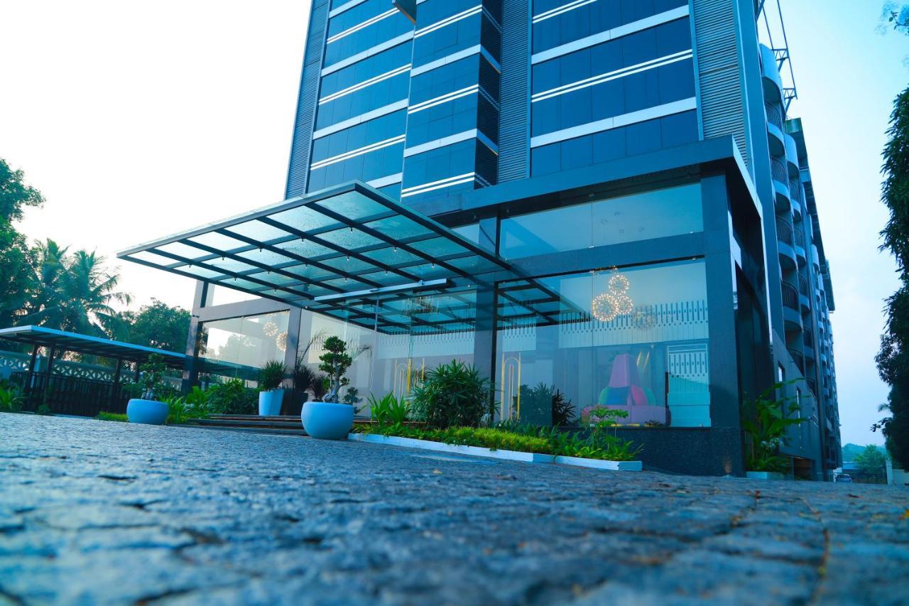 Noah Sky Suites Kochi Eksteriør billede