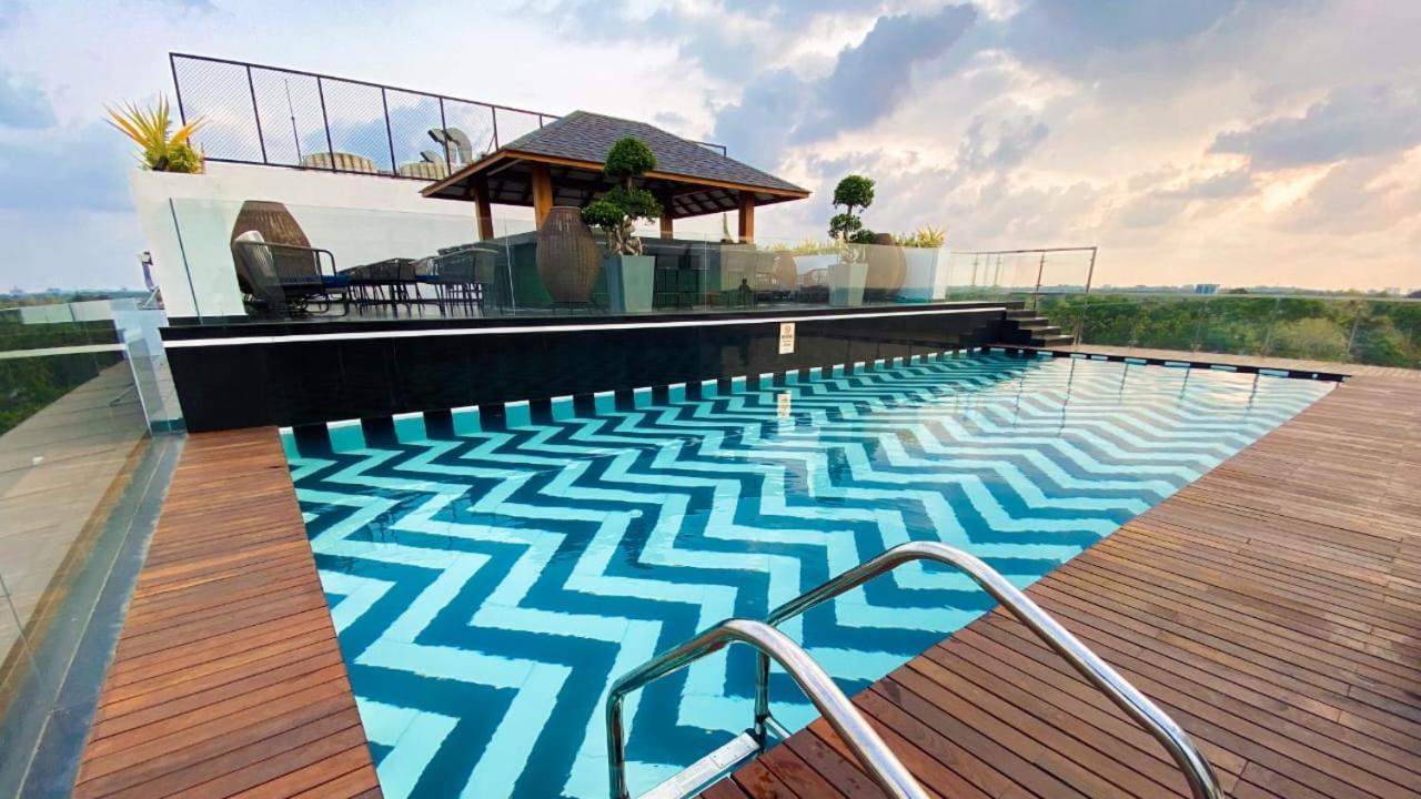 Noah Sky Suites Kochi Eksteriør billede